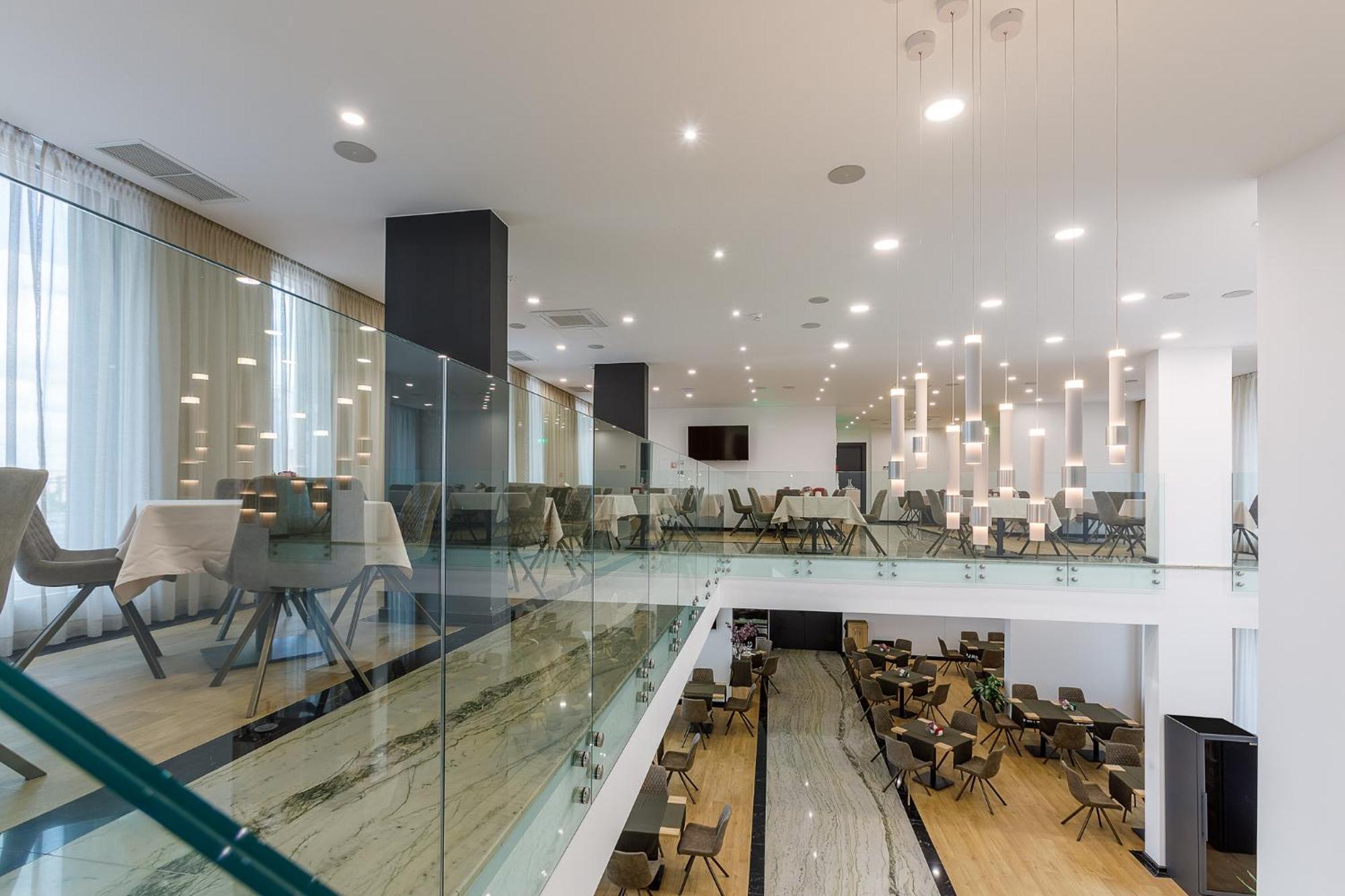 סופיה Blue Star Luxury Hotel מראה חיצוני תמונה