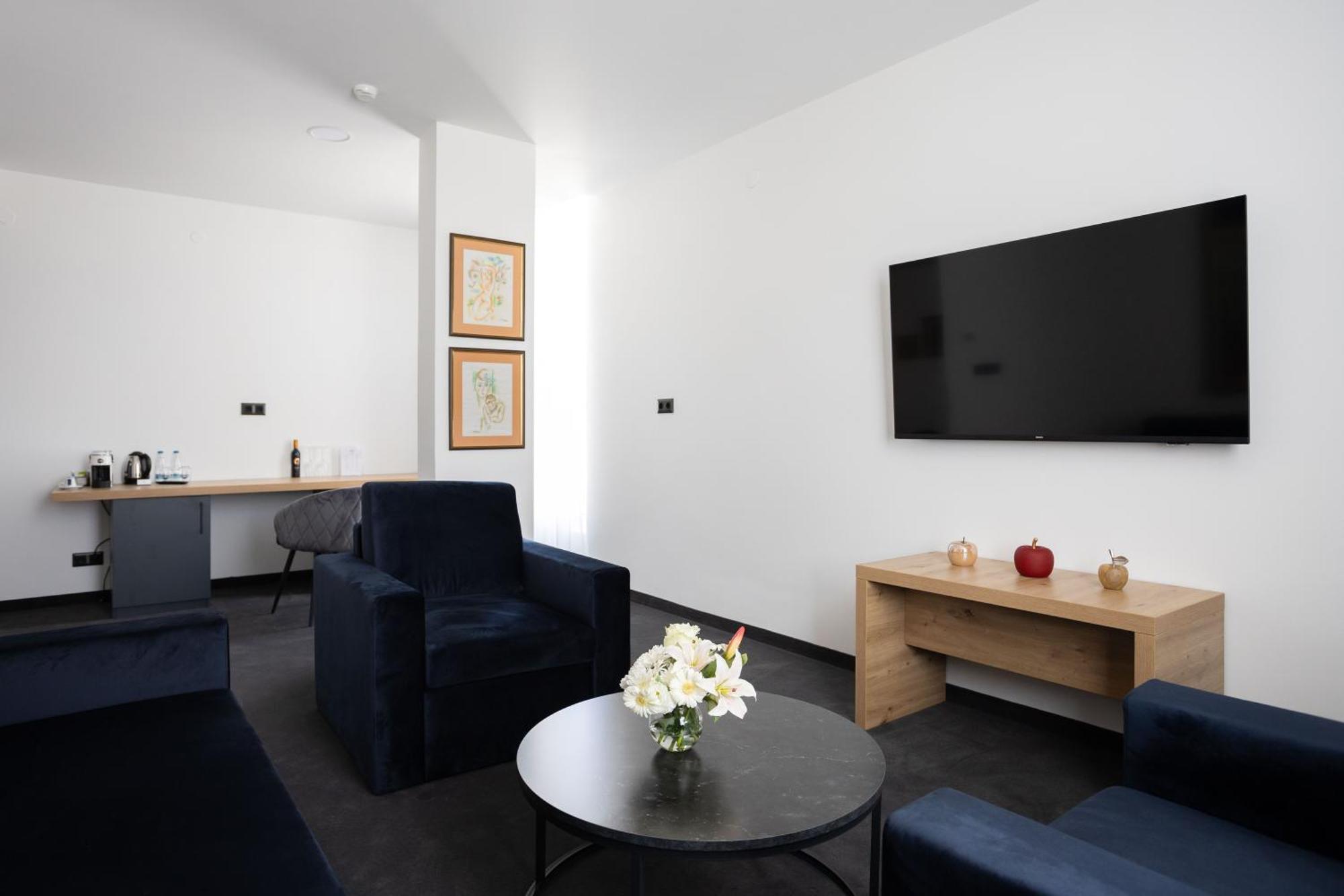 סופיה Blue Star Luxury Hotel מראה חיצוני תמונה